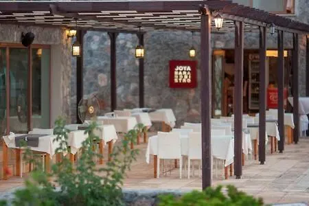 Joya Cyprus Stargazer Garden Nyaraló Ayios Amvrosios