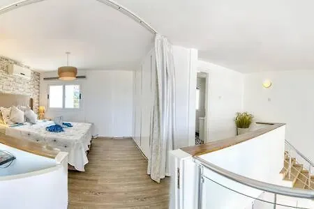 Prázdninový dům Joya Cyprus Stargazer Garden