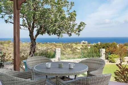 Prázdninový dům Joya Cyprus Stargazer Garden